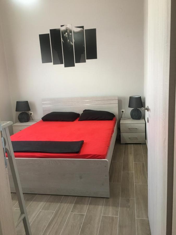 Modern & Comfortable House In The City Center Ermoupoli Exterior foto